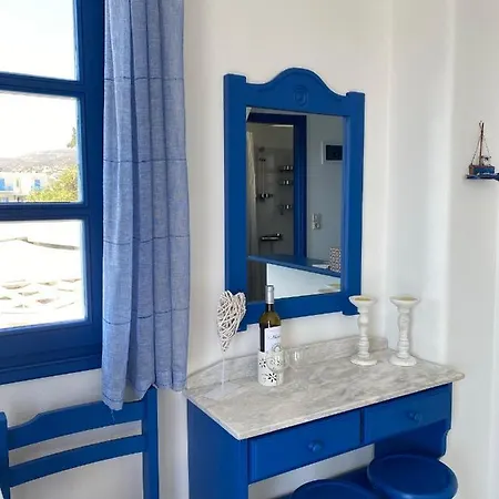 Cavos By The Sea דריוס