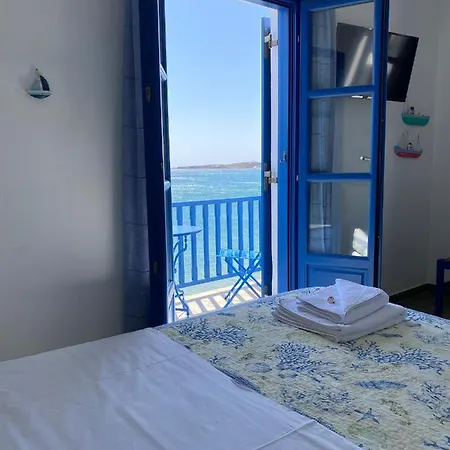 Cavos By The Sea דריוס