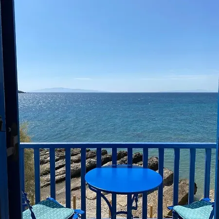 Cavos By The Sea 펜션 드리오스